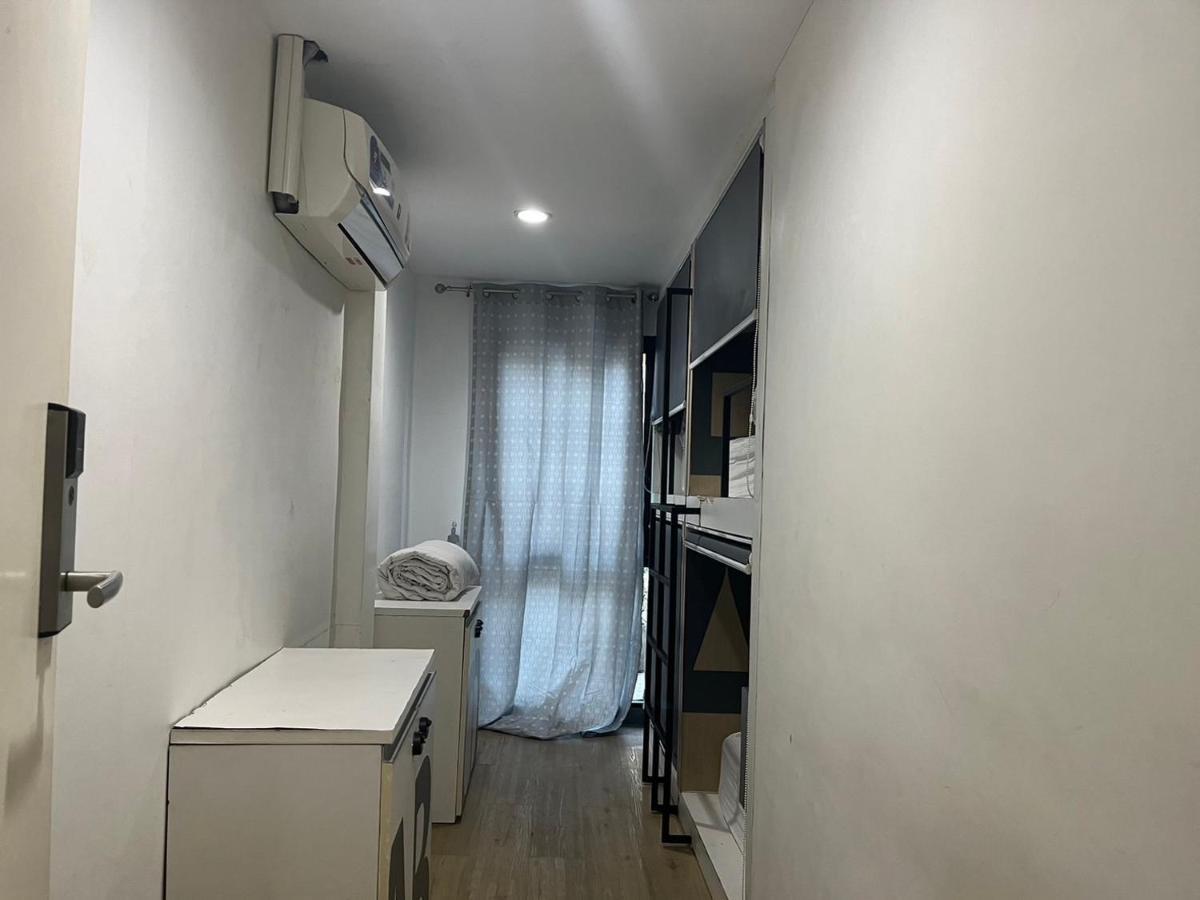 曼谷 V30 Sukhumvit酒店 外观 照片